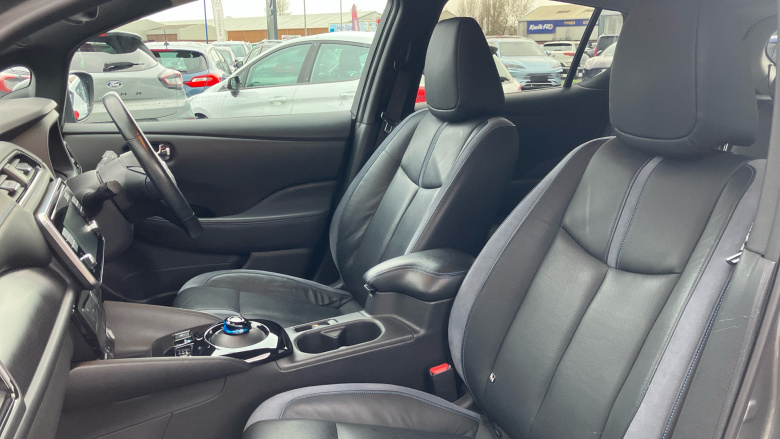 Nissan LEAF 110kW Tekna 40kWh 5dr Auto Electric Hatchback